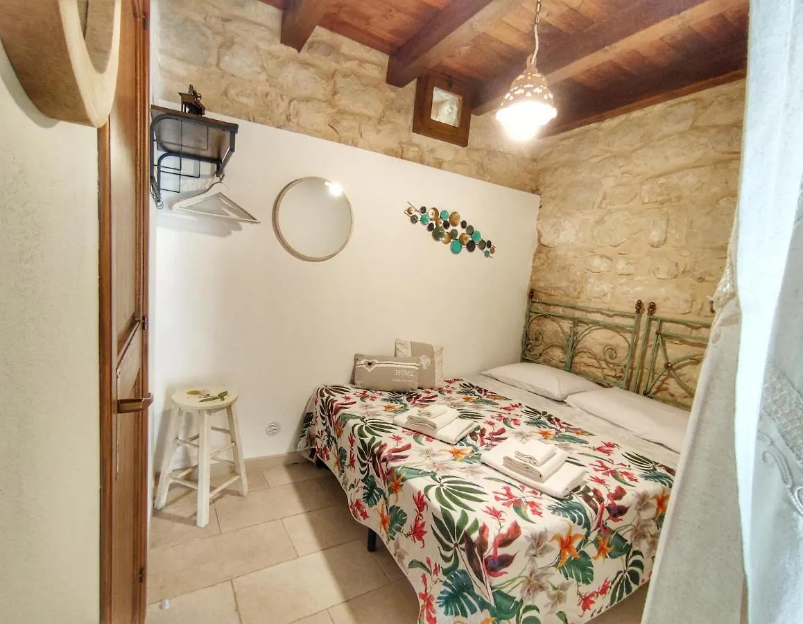 Lilibeth Houses - Charming & Lovely Views Scicli 0*,  Italien